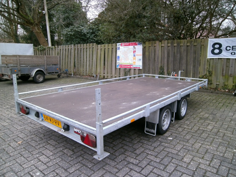 Auto-transporter